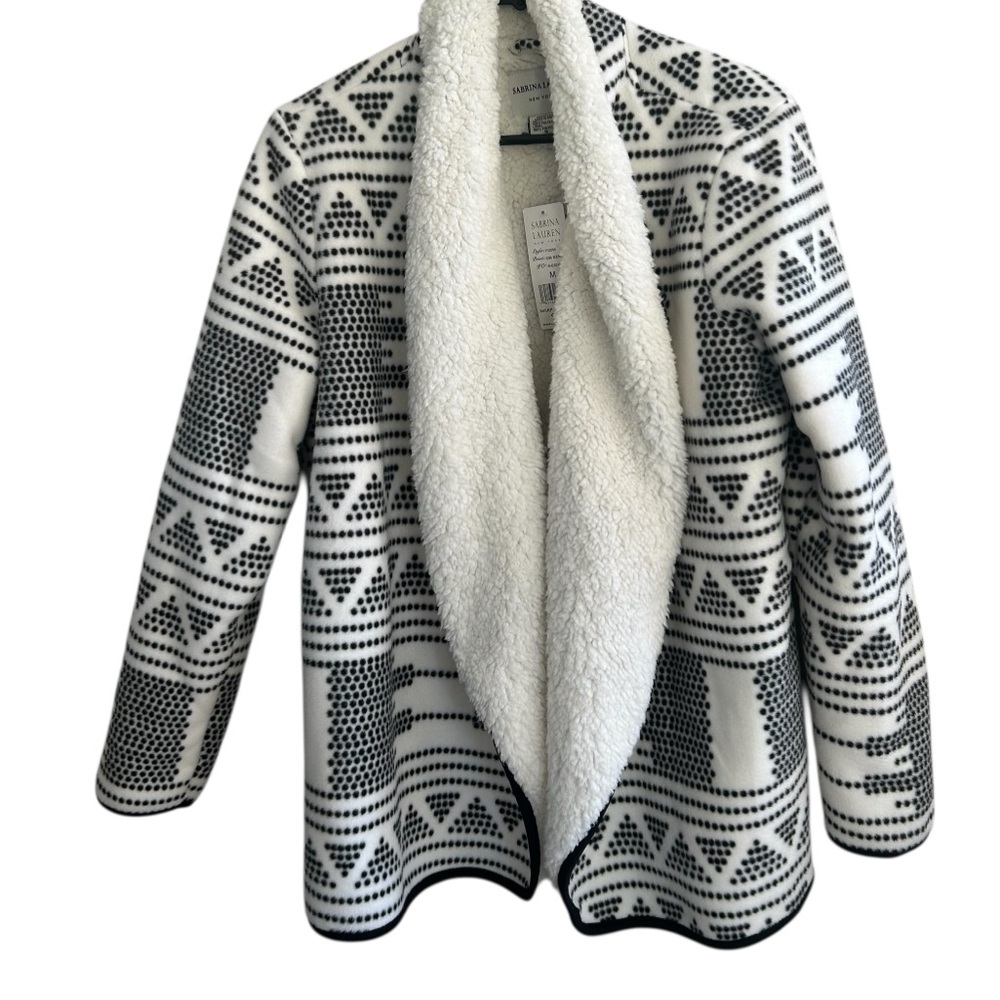 Elegant Black and White Geometric Women's Cardigan